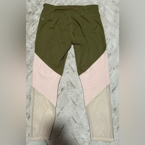 Fabletics Colorblock Fitnesshold High-Waisted 7/8 Leggings - Picture 12 of 15